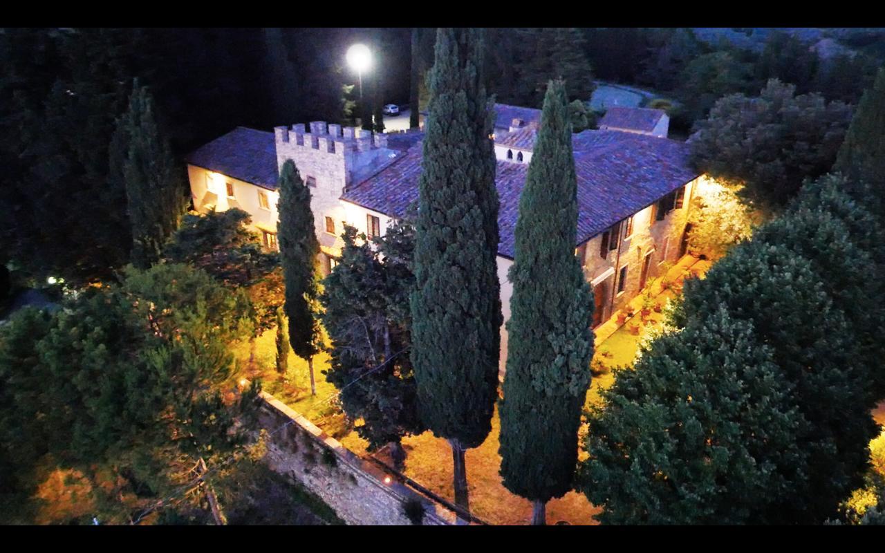 蒙特斯佩尔托利Castello Di Fezzana公寓 外观 照片