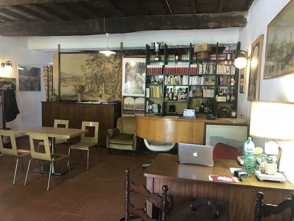 蒙特斯佩尔托利Castello Di Fezzana公寓 外观 照片